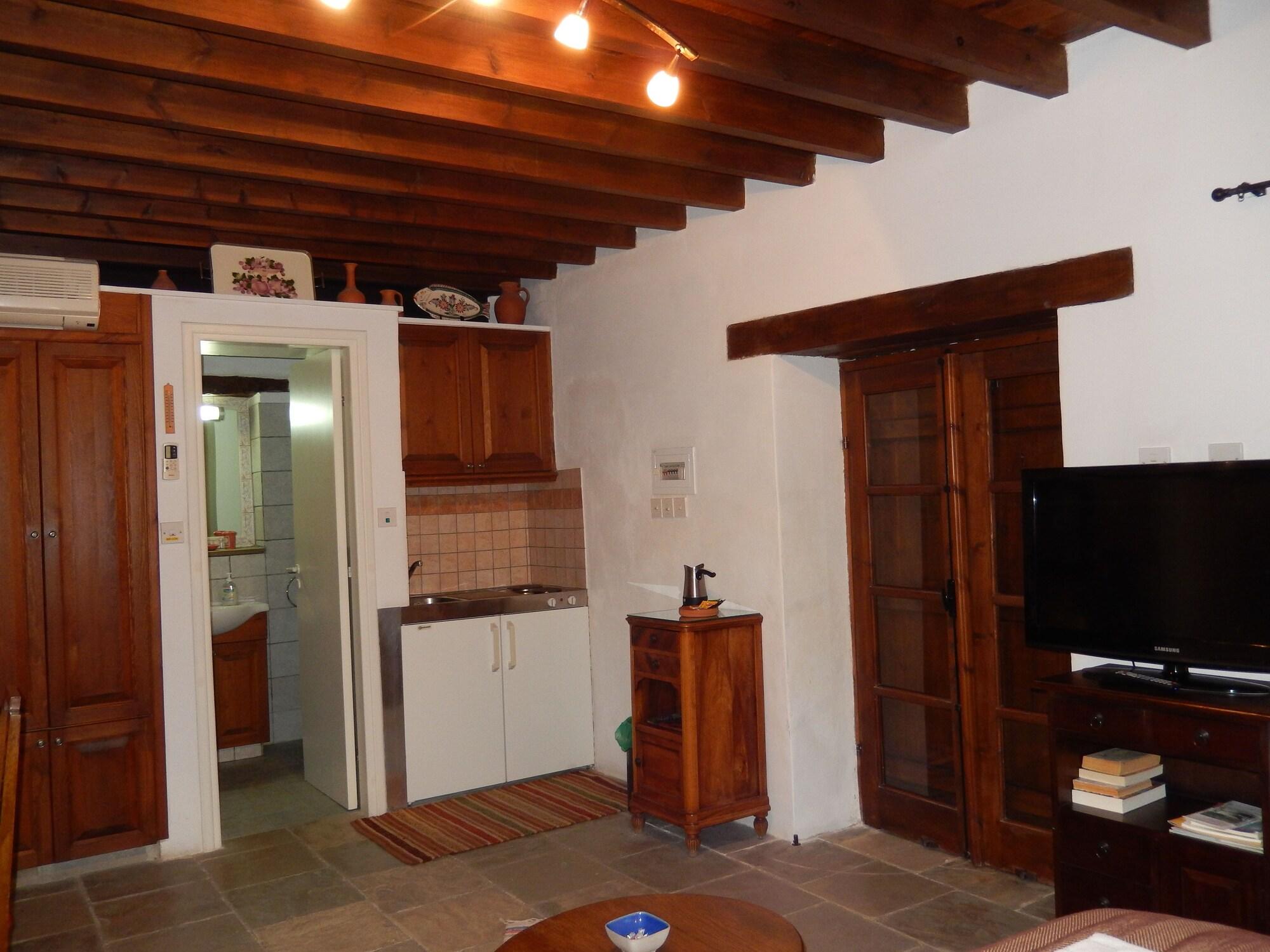 Niki'S House Apartment Лимасол Екстериор снимка