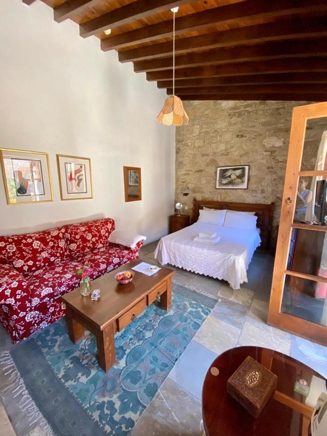 Niki'S House Apartment Лимасол Екстериор снимка